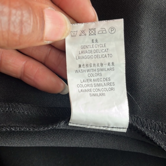 FRNCH || SIZE:M || BLACK || FAUX SUEDE || SHORT SLEEVE MIDI DRESS - Picture 6 of 8